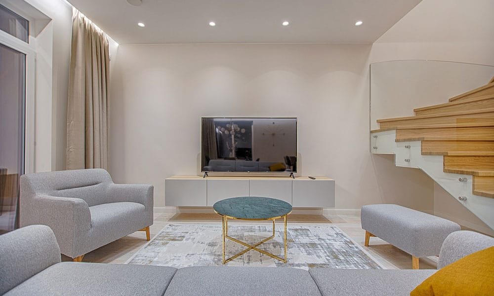 COMMUTADOR TRIPLE 15A 125V NEGRO 1005BK